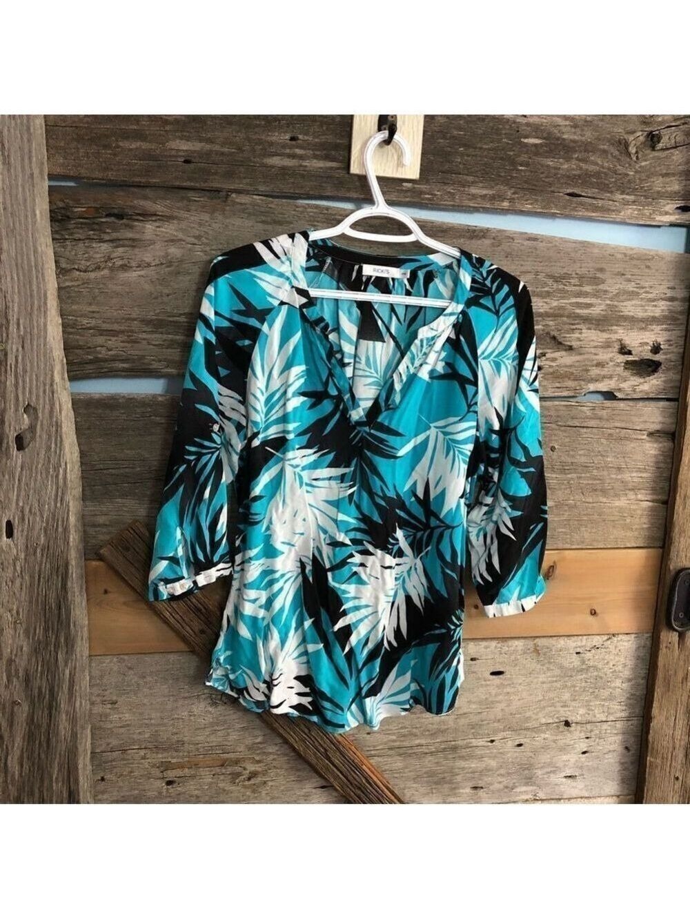 Ricki's Size Med Black/White/Teal V-neck Lightweight Blouse